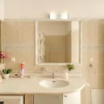 3bd In The Center - Self Check In * Patras