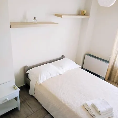 3bd In The Center - Self Check In Appartement Patras