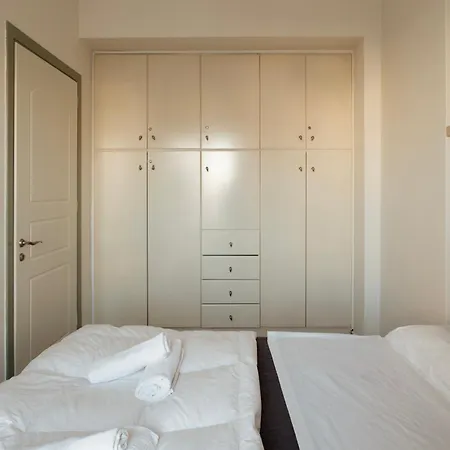 3bd In The Center - Self Check In Apartment *