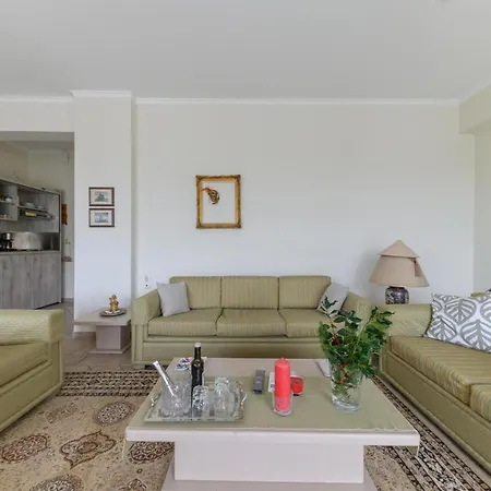 3bd In The Center - Self Check In פאטרה