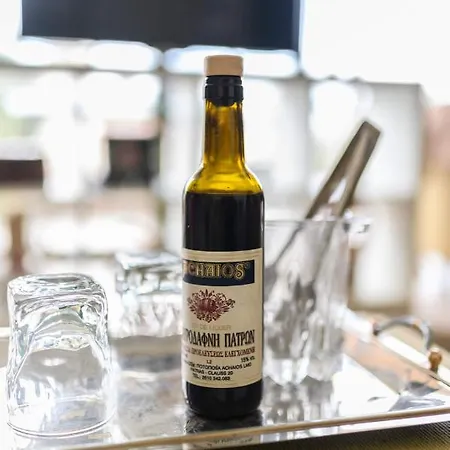 3bd In The Center - Self Check In Appartement Patras