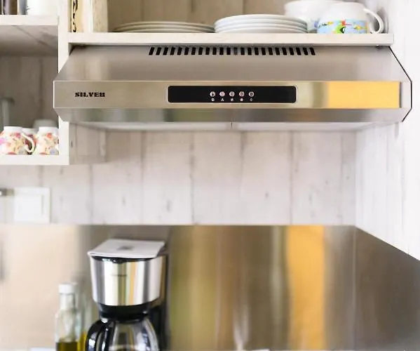 3bd In The Center - Self Check In Patras